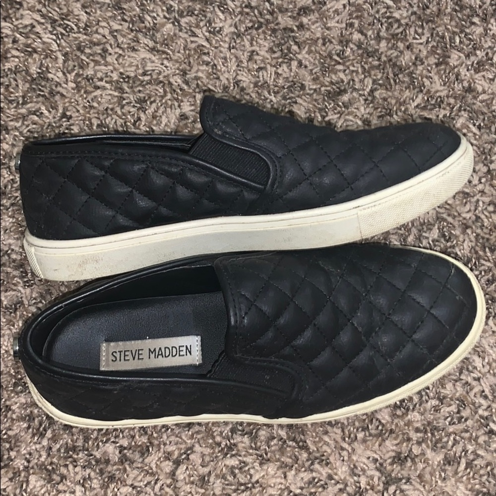 black steve madden slip on shoes